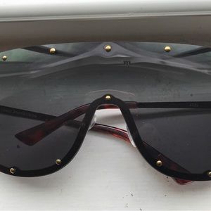 Brand New Shield Style Sunglasses Metal Stud Large Frame OverSized Rimless nwot